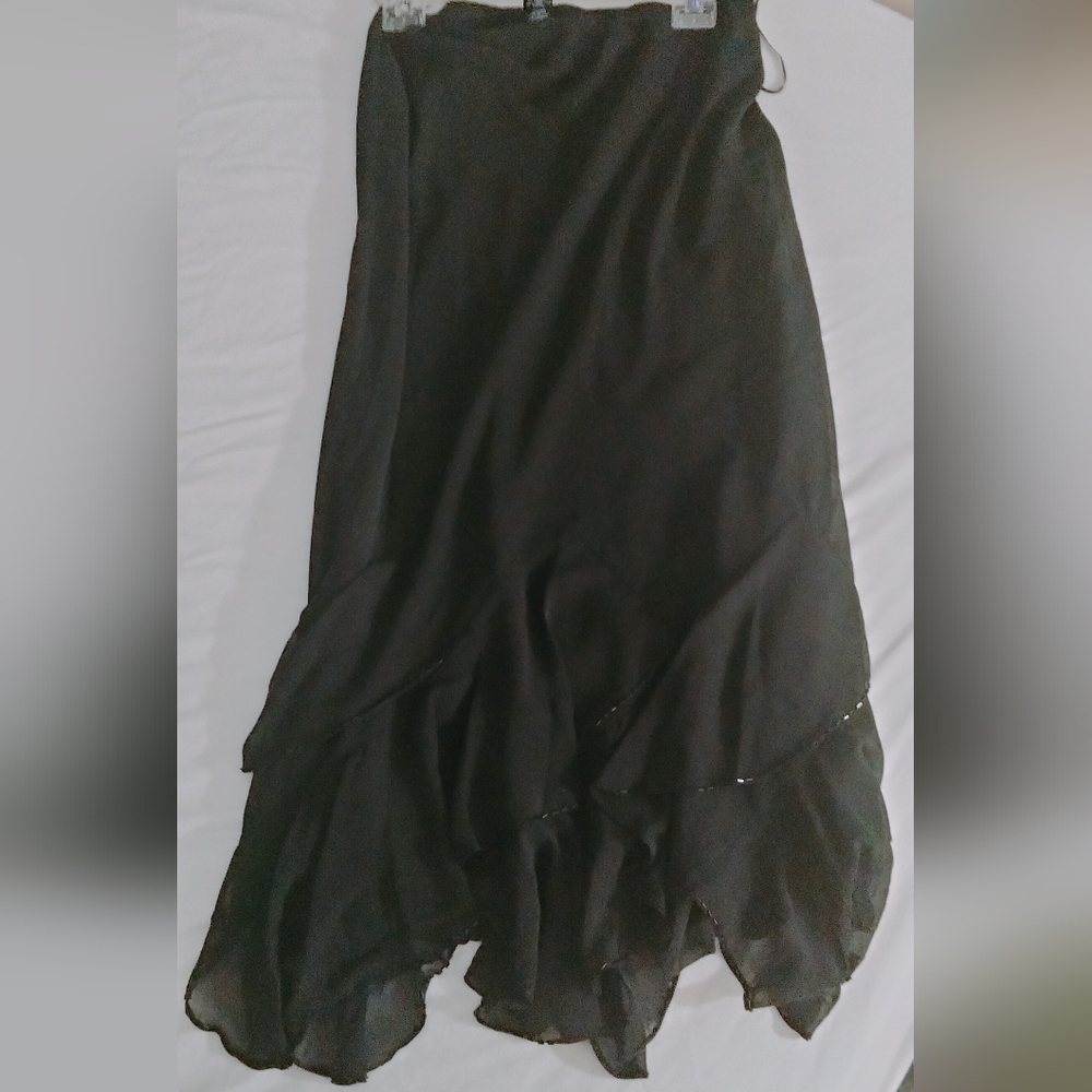 Sandra Darren dressy skirt with Beautiful beaded bottom, size 10